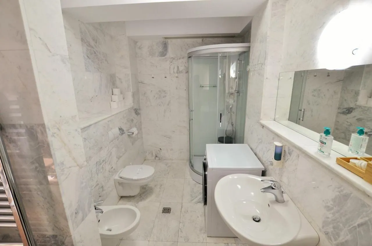 Central Sunrise Unirii Apartman Bukarest