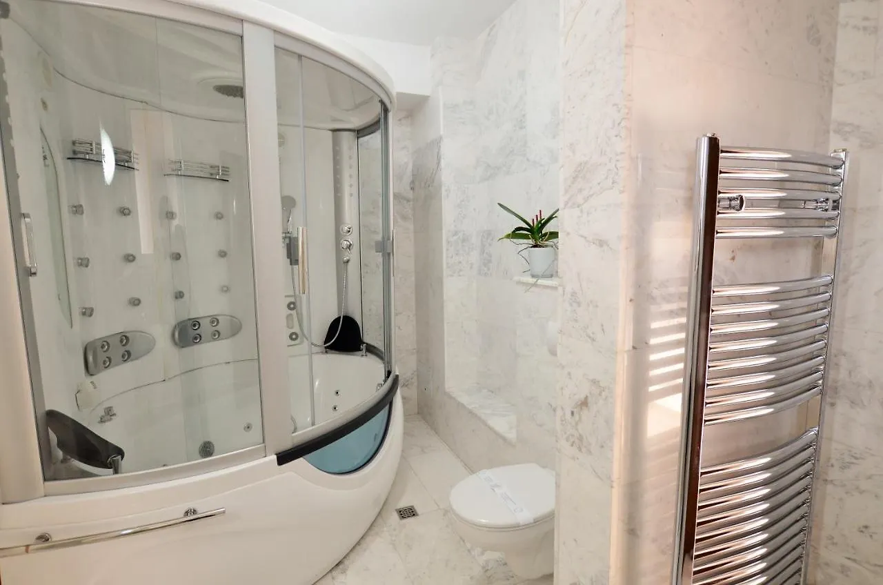 Central Sunrise Unirii Apartman Bukarest Románia